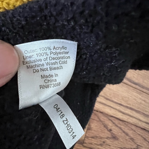 Penn State Nittany Lion Infant Winter Hat - Picture 7 of 7